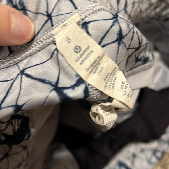Lululemon Retreat Yogi Crop Star Crushed Silver Fox Deep Navy size 8 - Picture 9 of 12